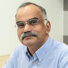 Suresh Valiyaveettil